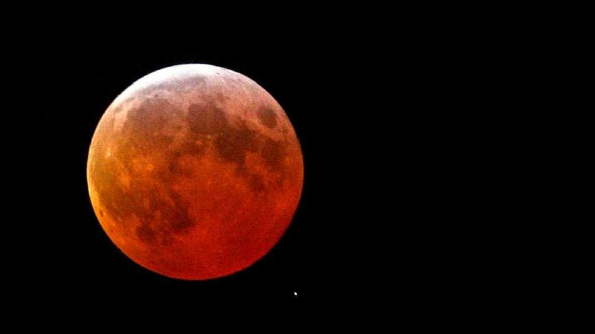 eclipse lunar hoy en california